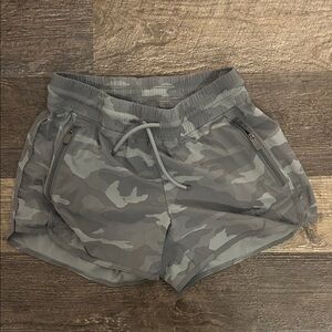 Athleta Kids Gray Camo Shorts